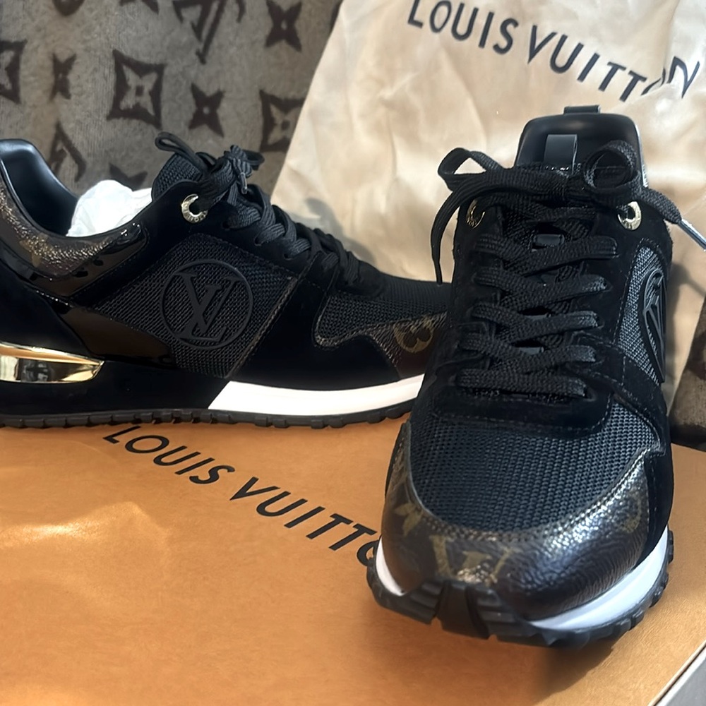 AUTHENTIC!! Louis Vuitton - Run Away Sneakers. A MUST HAVE SPRING/SUMMER SHOE!